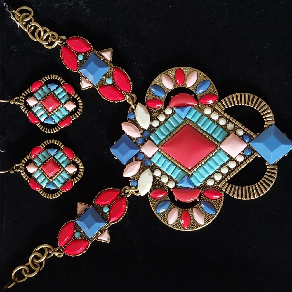 Avon Boho Princess Necklace and Earring Set